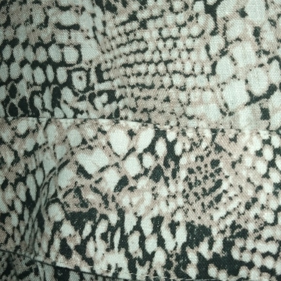 Calvin Klein 2x snake pattern blouse - Picture 3 of 3